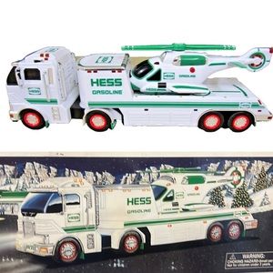 NEW 2006 Hess Toy Truck & Helicopter new in box real head and tail light…